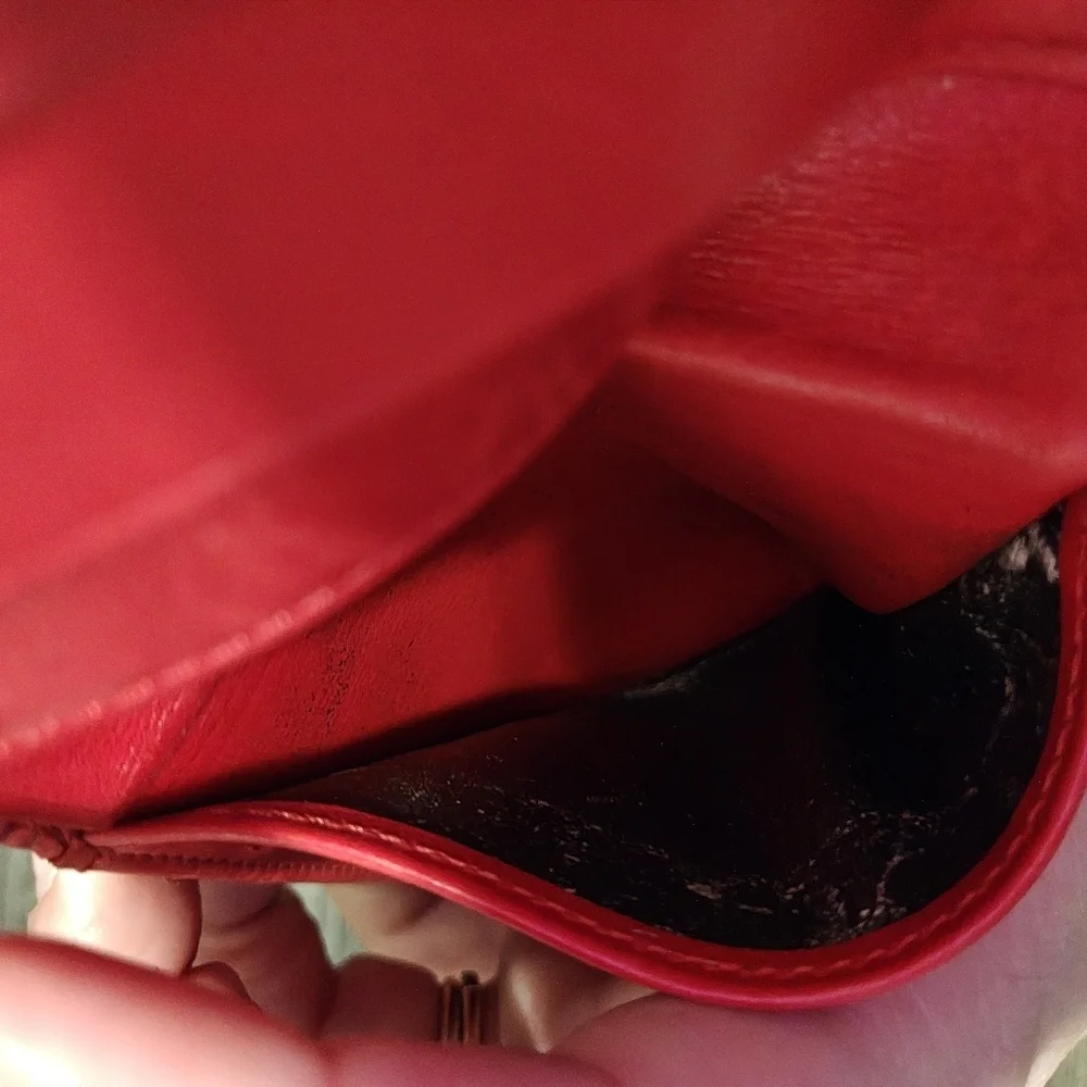 Louis Vuitton Red Epi Leather Elise Wallet